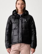 Calvin Klein Jeans geacă petrecută pentru bărbați