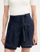Lacoste pantaloni scurți pentru femei cu lyocell