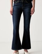 Levi's blugi bootcut pentru femei LOW SLIM BOOT