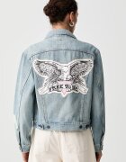 Levi's geacă de blugi pentru femei ROAD WORN TRUCKER x PRIDE