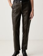 Max&Co pantaloni pentru femei din piele FACELLA