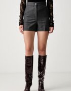 Pinko pantaloni scurți pentru femei cu amestec de lână
