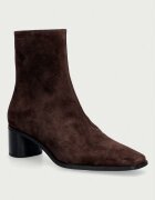 Vagabond Shoemakers botine pentru femei din piele întoarsă FAY