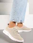 888 Adidași Bej cu Carâmb Perforat Polmio