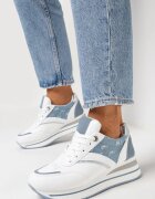  Adidași Alb-Albaștri pe Talpă Groasă Decorați cu Sclipici și Aplicații Gevia