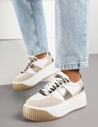  Adidași Alb-Bej cu Talpă Groasă cu Inserții Metalice și Motiv Zebră Fonelina