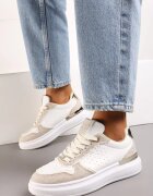  Adidași Alb-Bej pe Platformă cu Inserții Materiale și Zirconii La Șireturi Nylith