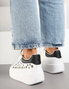  Adidași Alb-Negri pe Talpă Groasă cu Aplicații Decorative Marivelle