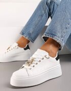  Adidași Alb-Negru cu Decorație Metalică cu Zirconii la Șireturi Awenttes