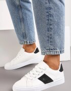  Adidași Alb-Negru Decorați Cu Zirconii Perlara