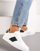  Adidași Alb-Negru Decorați Cu Zirconii Perlara