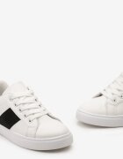  Adidași Alb-Negru Decorați Cu Zirconii Perlara