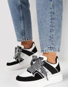  Adidași Alb-Negru pe Talpă Groasă cu Cusături și Șireturi Decorate Nalveri