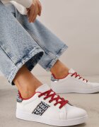 Adidași Alb-Roșii cu Inserții Dyvana