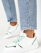  Adidași alb-verde cu inserții strălucitoare și șireturi decorative Horustia