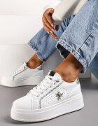  Adidași Albi cu talpă groasă cu accente sclipitoare și aplicație metalică cu insectă Lolienta