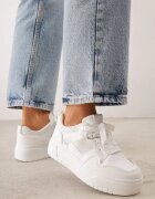  Adidași Albi pe Talpă Groasă cu Șireturi Decorative și Breloc Xalenia