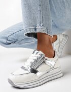  Adidași argintii cu talpă groasă cu sclipici și inserții metalice Aeliss