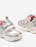  Adidași Argintii cu Talpă în Relief cu Două Curele cu Scai Decorați cu Sclipici Vandaria