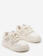  Adidași Bej cu șireturi decorative și aplicație cu Panda Velwisa