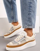 Adidași Bej cu șireturi pe platformă în relief Orasa
