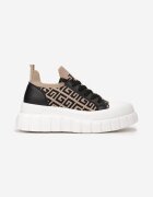  Adidași bej-negru cu platformă cu model geometric Lallana