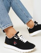  Adidași negri cu Inserații Metalice și Broderie Fină