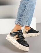  Adidași Negri cu talpă groasă cu aplicații metalice Elealenna