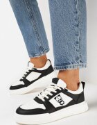  Adidași Negru și Alb cu imprimeu decorativ și perforații delicate Bleordia