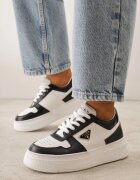  Adidași Vices Negru-Alb cu Talpă Groasă Ornament Geometric și Perforații Karvesa