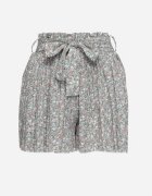 airisa Pantaloni scurți Verzi Largi Plisați cu Talie Înaltă cu Elastic în Talie și Curea din Material Cersefia