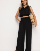 allyson Compleu Negru din Viscoză Bluză Scurtă cu Nasturi Pantaloni Larghi cu Elastic în Talie Rissanama