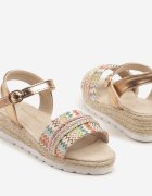 bacio&bacio kids Sandale Aurii-Bej pe Pană cu Împletitură Zioressa