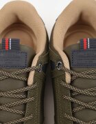badoxx Pantofi Sport Sneakers Bej închiși Decorați cu ștanțare și inscripții Hermala