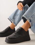 ballada Adidași Negre pe Platformă cu Perforație Iconică în Față Issaden