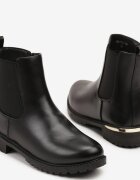 ballada Botine Negre
