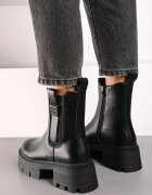 basida Botine Negre