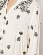 belcci Rochie Alb-Negru Evazată cu Partea de Sus Tip Cămașă cu Model Etnic Ronitta