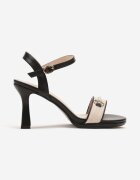 besty Sandale Negre cu Toc Stiletto Decorate cu Cataramă Metalică Zdivaya