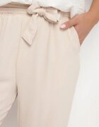 bh forever Pantaloni Bej deschis cu bandă elastică lată în talie și curea din material textil Janani