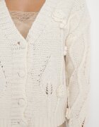 bisou's project Cardigan bej deschis tricotat cu nasturi