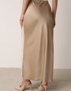 bisou's project Fustă Bej de Satin Maxi Shapas
