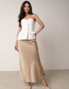 bisou's project Fustă Bej de Satin Maxi Shapas