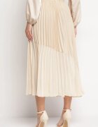 bisou's project Fustă Bej Plisată Maxi cu curea de material textil cu cataramă a Elenei