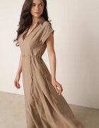 bisou's project Rochie Bej