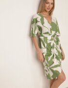 bisou's project Rochie Cambrată Verde-Albă cu Drapaje și Cureaua în Talie Nellsaria