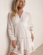 bisou's project Rochie Mini Albă cu Decupaje Ajurate și Bandă Elastică în Talie Raliasa