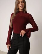  Bluză din tricot cu vâscoză decorată cu mâneci din dantelă și guler înalt Lushra Bordo