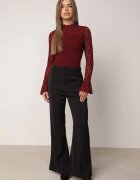  Bluză din tricot cu vâscoză decorată cu mâneci din dantelă și guler înalt Lushra Bordo