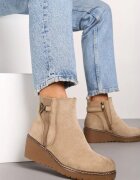  Botine Bej cu Platformă în Stil Chelsea cu Ornament Metalic Savanesse